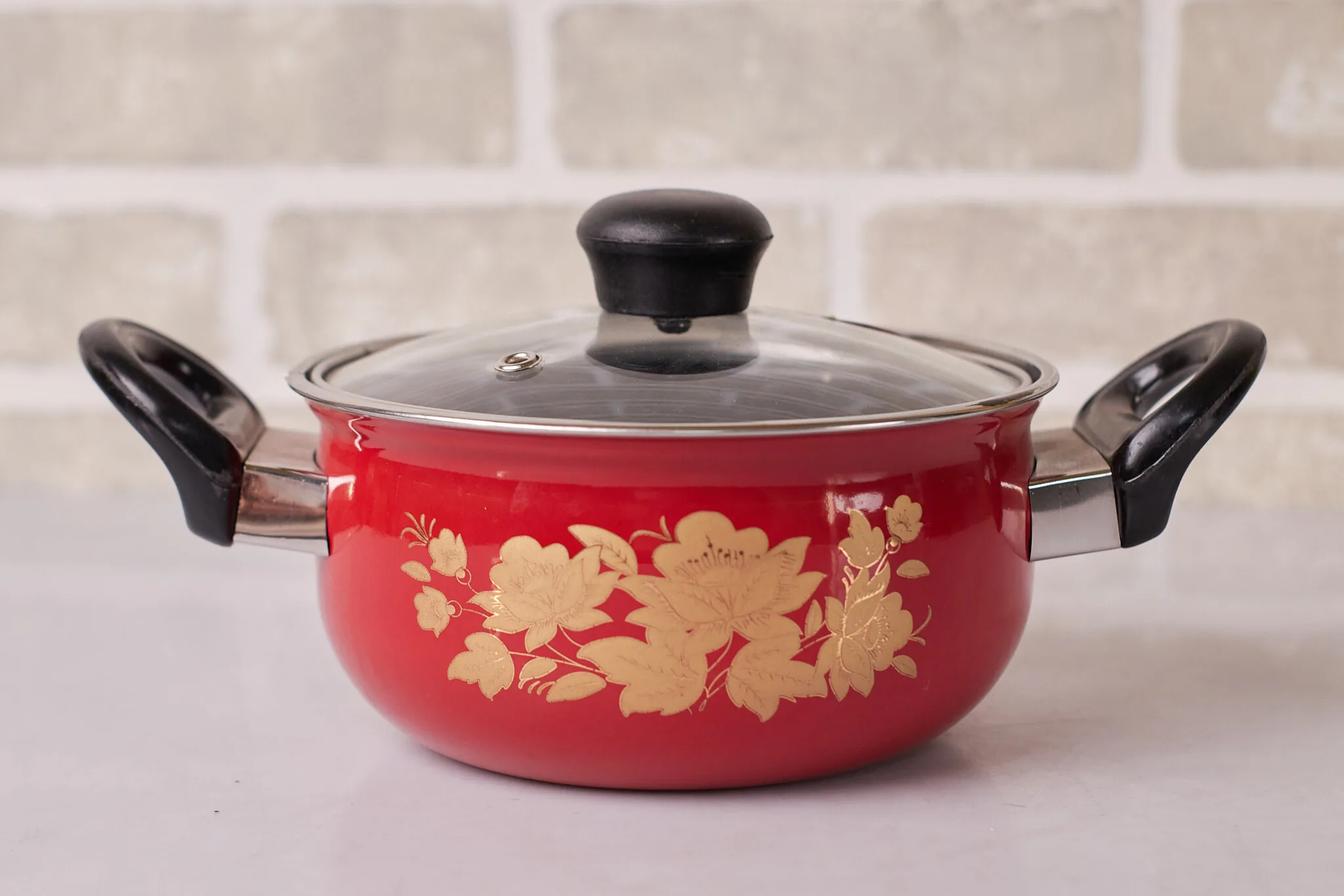 Red Enamel Cooking Pot Gold Floral — Kitchen and Dining prop for rent in Delhi NCR