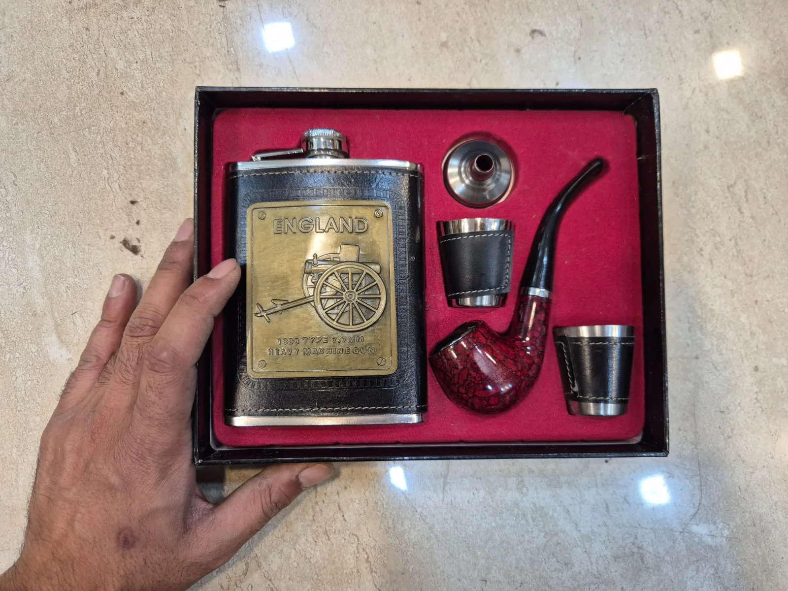 Vintage England Flask Pipe Shot Cup Gift Set Boxed Engraved — Bar and Glassware prop for rent in Delhi NCR